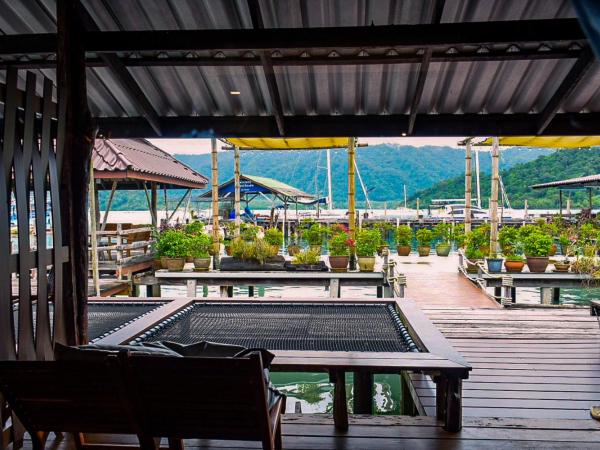 Salakphet Resort : photo 6 de la chambre hébergement deluxe avec terrasse