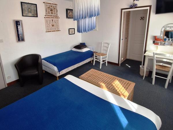 Hôtel Les Embruns Sables d'Olonne : photo 1 de la chambre chambre familiale standard