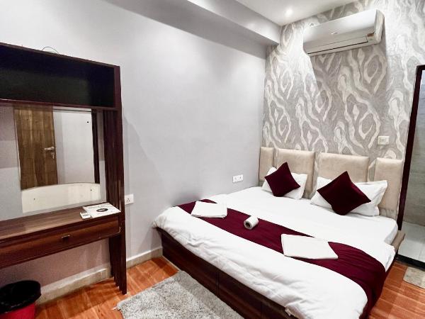 HOT - House Of Travellers Taj view : photo 2 de la chambre chambre lit king-size deluxe