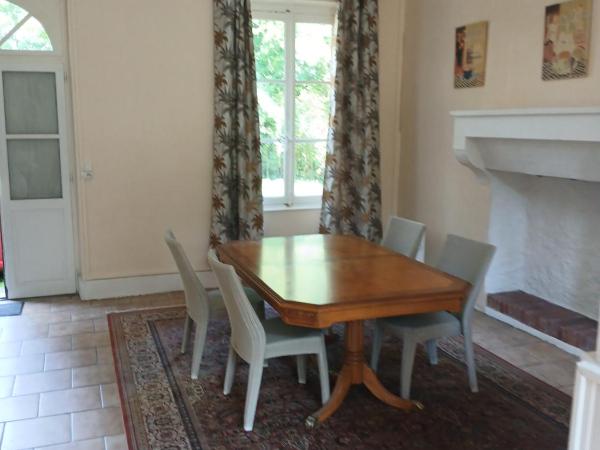 Château de Maucouvent : photo 2 de la chambre double room with patio (annex)