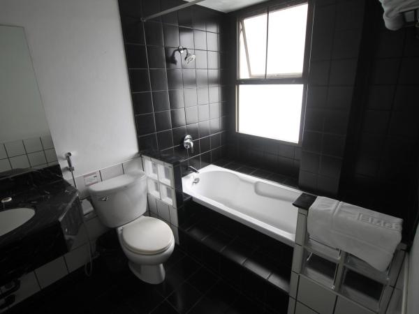 Sourire at Rattanakosin Island Hotel : photo 3 de la chambre chambre familiale