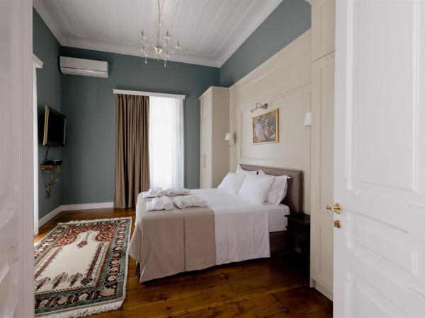 Victoria Mansion A Luxurious Neoclassical Experience : photo 6 de la chambre four-bedroom luxury apartment