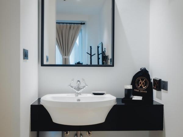Xinlor House - Phuket Old Town : photo 6 de la chambre chambre standard lit queen-size