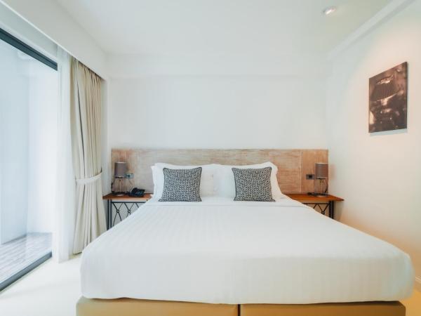 Xinlor House - Phuket Old Town : photo 9 de la chambre chambre double deluxe avec balcon
