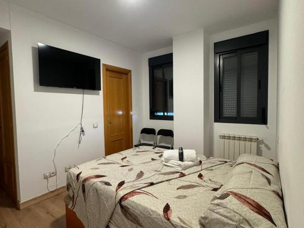ENJOY THE STARS MADRID Zapata : photo 4 de la chambre chambre double avec salle de bains privative
