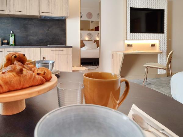 Brit Hotel Limoges Centre Gare - Hôtel & Spa : photo 10 de la chambre studio privilège de 30 m²