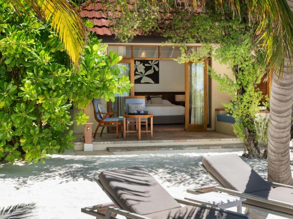 Kurumba Maldives : photo 5 de la chambre bungalow de luxe - bord de plage