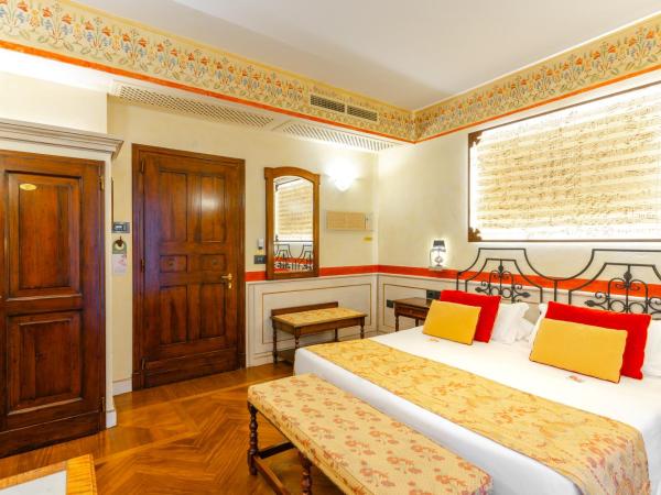 Art Hotel Commercianti : photo 8 de la chambre chambre double ou lits jumeaux avec terrasse