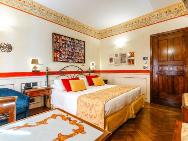 Art Hotel Commercianti : photo 9 de la chambre chambre double ou lits jumeaux avec terrasse