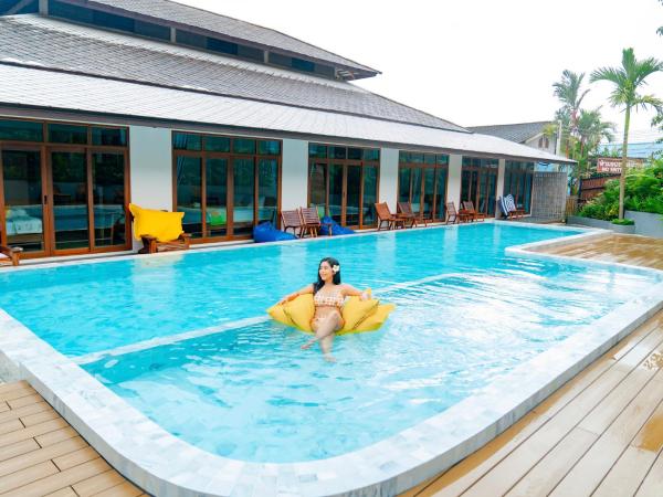 Salakphet Resort : photo 6 de la chambre chambre lit king-size deluxe