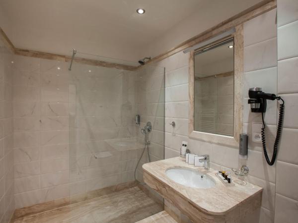 Little King U Malvaze : photo 7 de la chambre chambre familiale exécutive