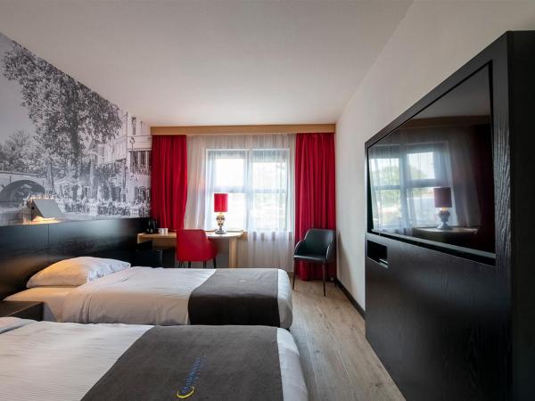 Bastion Hotel Groningen : photo 1 de la chambre chambre lits jumeaux confort