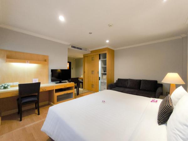 The Key Bangkok Hotel : photo 3 de la chambre suite lit king-size