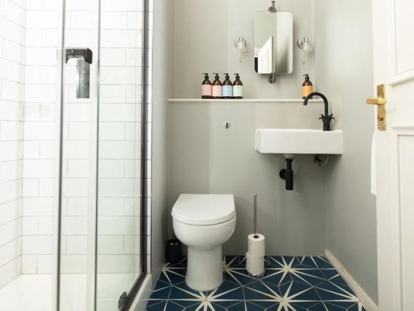 Celentano's Restaurant with Rooms : photo 1 de la chambre chambre double ou lits jumeaux supérieure