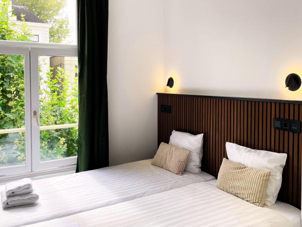 Hotel Plantage : photo 2 de la chambre petite chambre lits jumeaux