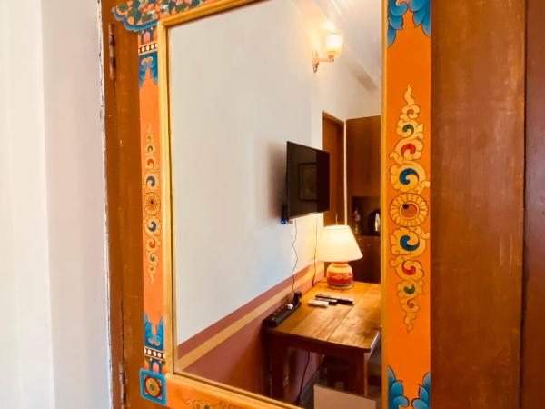 Three Jewels Boutique Hotel : photo 9 de la chambre chambre double ou lits jumeaux deluxe – vue sur jardin