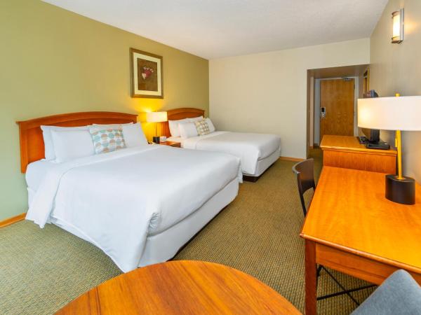 Banff Inn : photo 2 de la chambre chambre avec 2 grands lits queen-size 