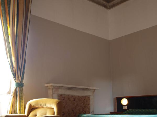Hotel Villa Bonera : photo 7 de la chambre chambre double ou lits jumeaux avec salle de bains privative