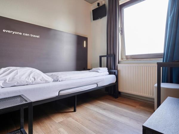 a&o Hamburg Reeperbahn : photo 1 de la chambre chambre simple