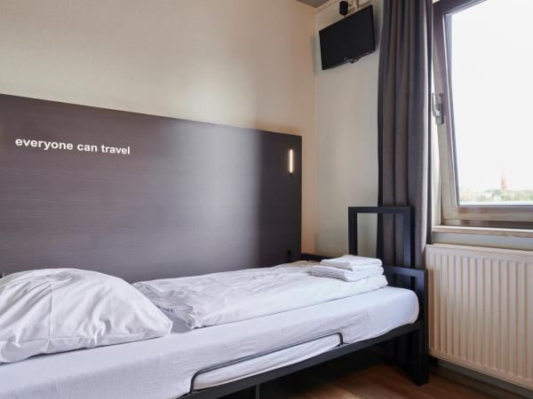 a&o Hamburg Reeperbahn : photo 2 de la chambre chambre simple