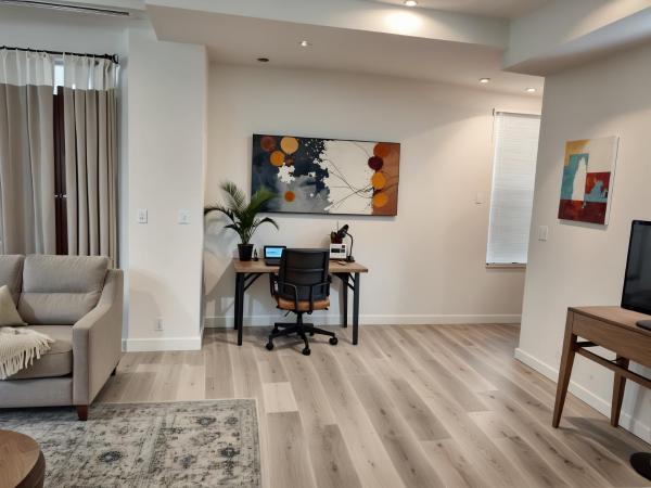 Hollywood Homes minutes to everything SPACIOUS AND FREE PARKING : photo 6 de la chambre two-bedroom townhouse at barton