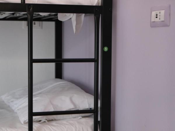 Hostel 3 : photo 4 de la chambre lit dans dortoir mixte de 10 lits