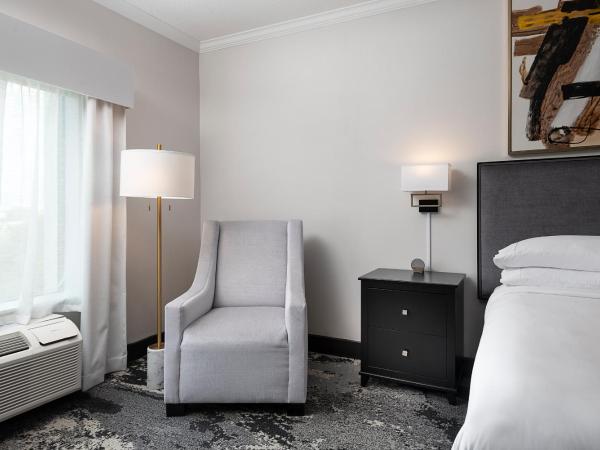 Champions Club and Hotel, Houston Westchase : photo 8 de la chambre chambre lit king-size standard