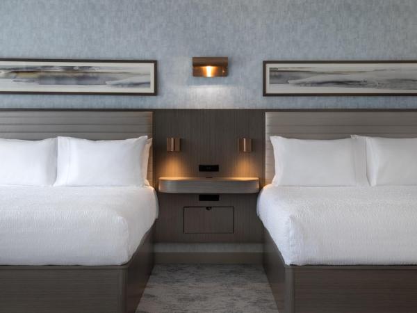 Hampton Inn By Hilton Winnipeg Downtown : photo 1 de la chambre suite studio queen avec 2 lits queen-size