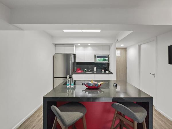 Armonik Suites By Casanevo : photo 3 de la chambre chambre lit king-size deluxe