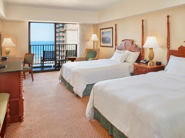 Hilton Hawaiian Village Waikiki Beach Resort : photo 2 de la chambre kalia tower double room with two double beds and ocean view