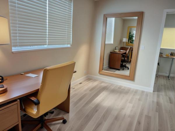 Hollywood Homes minutes to everything SPACIOUS AND FREE PARKING : photo 8 de la chambre three-bedroom townhouse at andrews