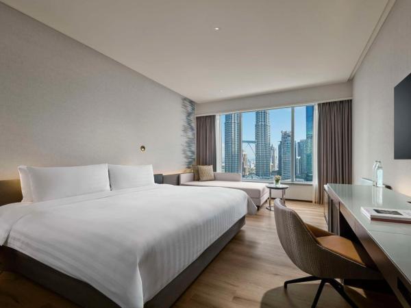 Traders Hotel, Kuala Lumpur : photo 1 de la chambre chambre deluxe - vue sur tours jumelles