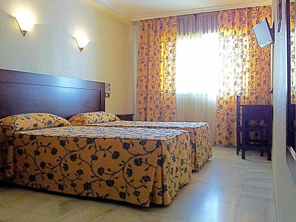 Hotel Averroes : photo 2 de la chambre chambre double ou lits jumeaux