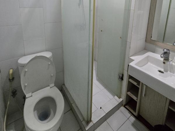 N3 Zainul Arifin Hotel : photo 9 de la chambre chambre deluxe double ou lits jumeaux