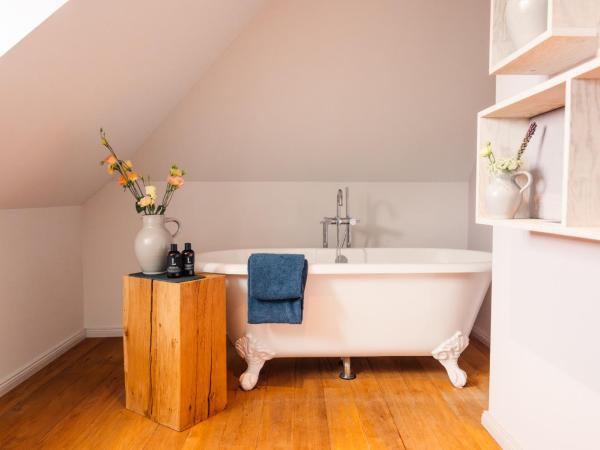 Libertine Lindenberg : photo 4 de la chambre appartement libertines