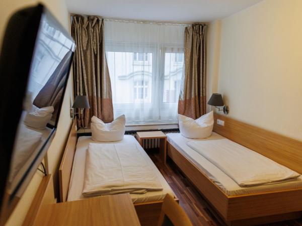 Bellevue Hotel : photo 1 de la chambre chambre lits jumeaux Économique