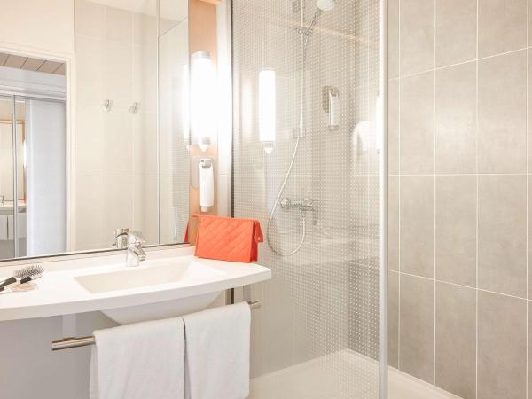 Ibis Cavaillon Portes du Luberon : photo 1 de la chambre chambre standard avec 1 lit double et 1 lit simple
