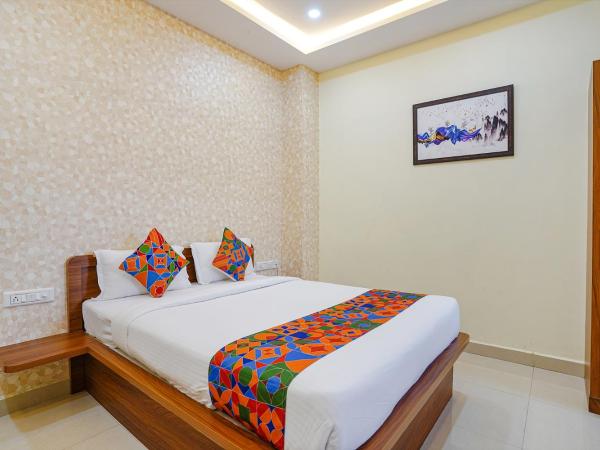 FabHotel Partha Residency : photo 2 de la chambre chambre deluxe