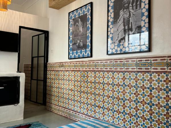 Riad Ait El Mouden : photo 10 de la chambre chambre double avec salle de bains privative