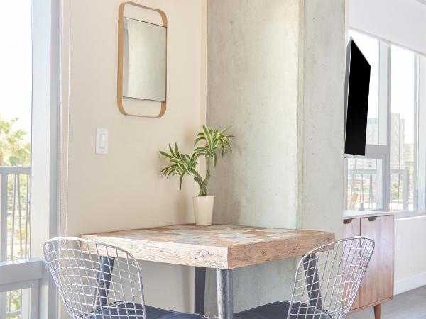 Sonder at McKinley : photo 2 de la chambre studio avec balcon 