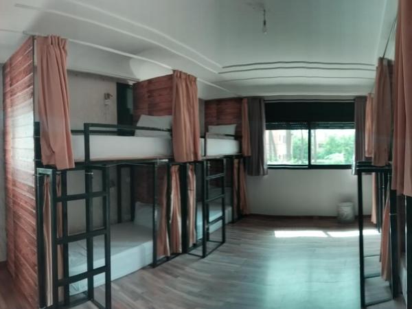 Spin Hostel Gueliz : photo 2 de la chambre lit simple dans dortoir pour femmes