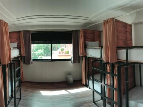 Spin Hostel Gueliz : photo 1 de la chambre lit simple dans dortoir pour femmes