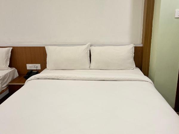 Hotel Nirakar : photo 2 de la chambre chambre double ou lits jumeaux Économique