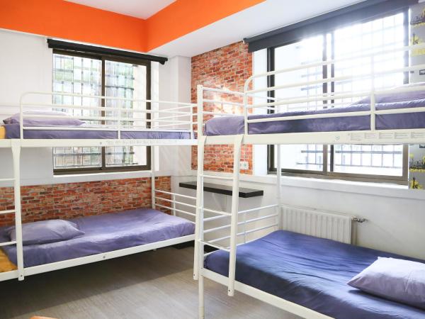 Hostels Meetingpoint : photo 4 de la chambre lit simple dans dortoir mixte de 4 lits