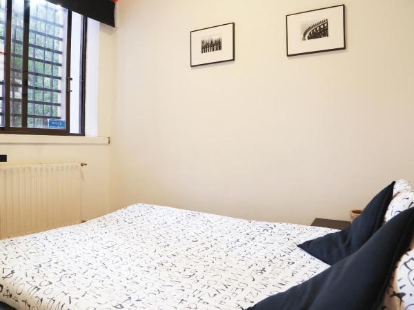 Hostels Meetingpoint : photo 8 de la chambre chambre double avec salle de bains
