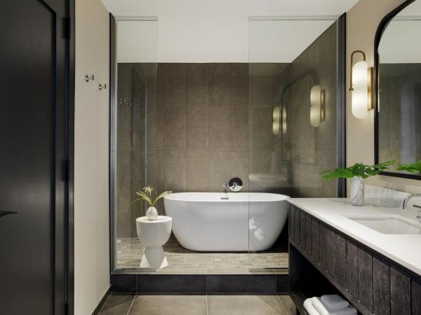 Kimpton Shane Atlanta, an IHG Hotel : photo 4 de la chambre suite lit king-size avec baignoire
