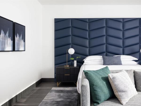 Kimpton Shane Atlanta, an IHG Hotel : photo 5 de la chambre suite lit king-size avec baignoire