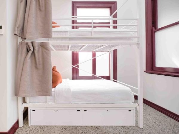 The Village Surry Hills : photo 2 de la chambre lit dans dortoir mixte de 4 lits