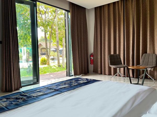 Thai Good Arts Resort : photo 3 de la chambre chambre familiale