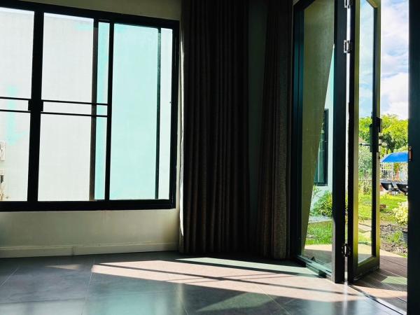 Thai Good Arts Resort : photo 10 de la chambre chambre lits jumeaux